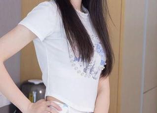 BoBoSocks袜啵啵 - 裸足的超长花絮版，奶油只是希望你注意到她的定制靴子……