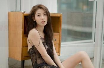 G.su(全智秀)的定制图集，LEEHEEEXPRESS-LEDG，打破我的审美底线了！