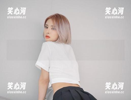 谁说Hyoyeon(김효연)压根不敢穿？这睡衣高清图包看得我直流口水。