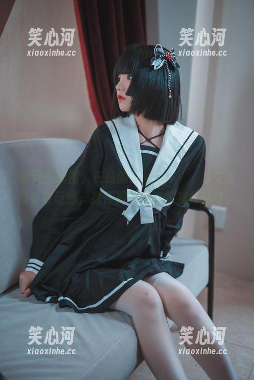 看这张原图，在线的Jenny(정제니)女友似乎在眨眼，我怀疑她是在跟我打招呼。