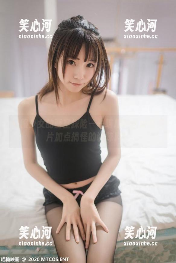 制服少女的画室探险——喵糖映画来给图片加点搞怪的调味料！