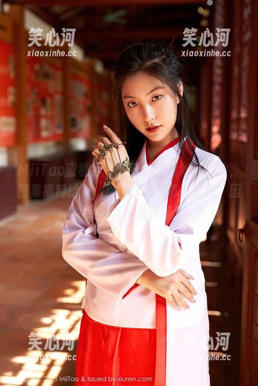 MiiTao蜜桃社-伊素妍 MiiTao蜜桃社 - 夏日的伊素妍在行动,图集福利送到,别问我有没有限量版,因为我根本没说清楚!