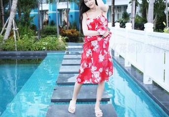 MyGirl美媛馆 - Manuela玛鲁娜让《花嫁》变得如此......醉人，快来下载试试吧！