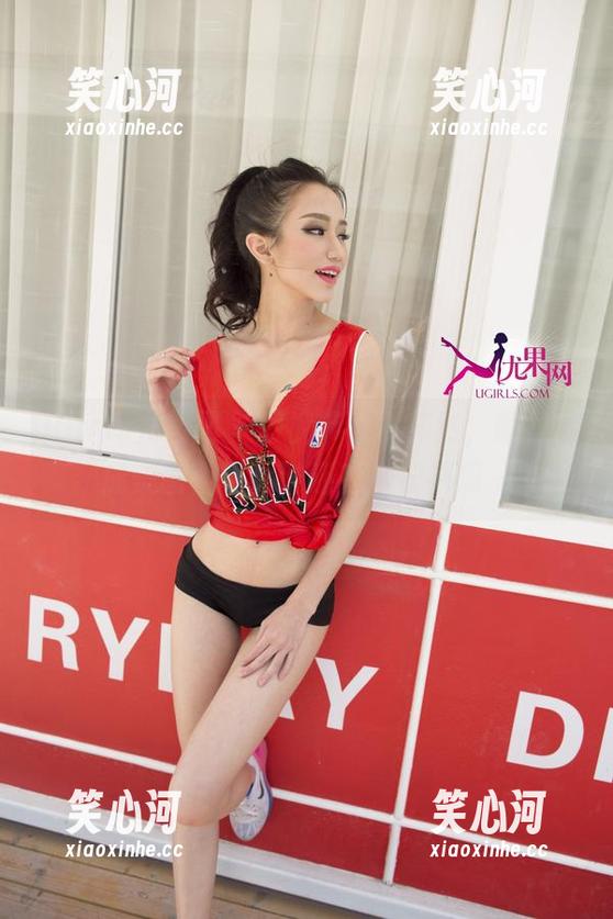 UGirls尤果网 - 短裤带着李梓然，瞬间变成美图合集，谁还在穿长裤啊～