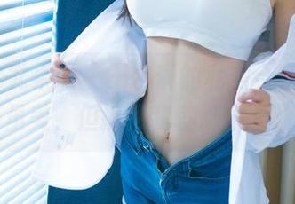 UGirls尤果网 - 王尔琳的私房合集，黑丝穿搭虽美，但搞得我差点分心了……