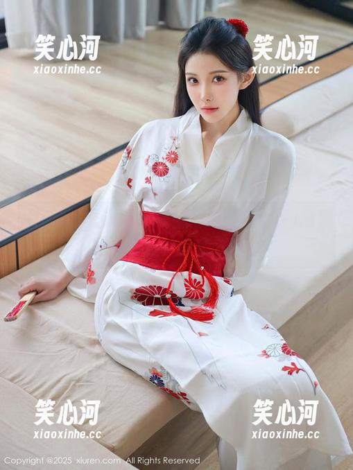 Xiuren秀人网 - 棉袜精选：Candy糖糖在袜子间的梦想与迷惑