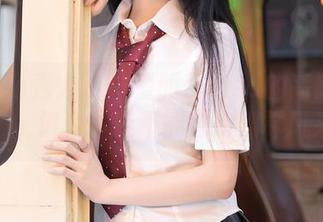 Xiuren秀人网 - 爱丽莎Lisa的高跟鞋最新照，谁说穿鞋不能秀出别样风采？