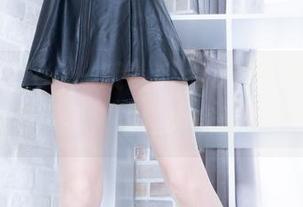 beautyleg - 哦？Flora的牛仔裤可以免费下载，难怪大家都在瑞！