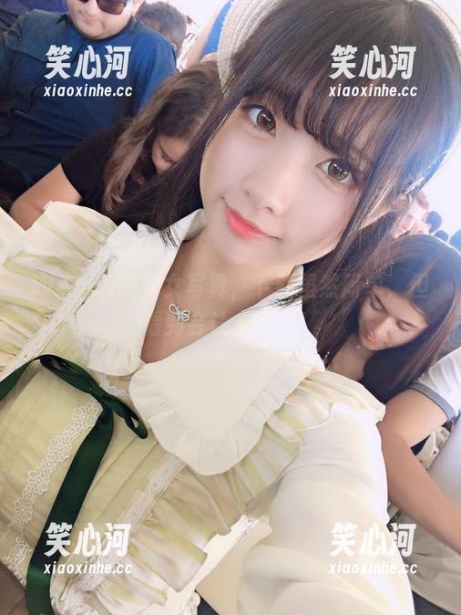 wendydydydy_酱油 Wendy的蛇女写真,下载虽然简单,但看到会让人愣住!