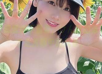 游泳好像变得不重要，けん研的泳衣图片才是我眼中的风景。
