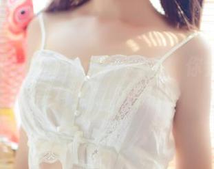下载这份九曲Jean美脚写真，你会对脚的美有全新的看法！