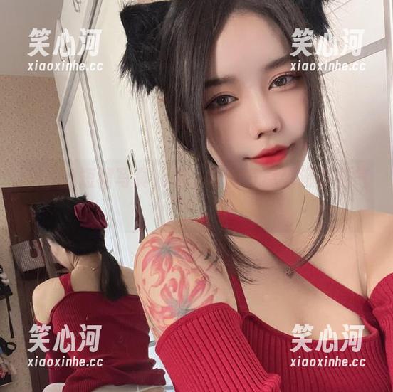 今汐 今汐的短裙写真,谜一样的气息弥漫在空气中。