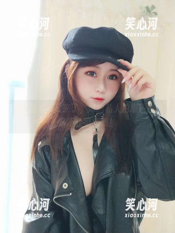 依依超级懒又来了，她的私人拍摄原图合集不止可爱哦！