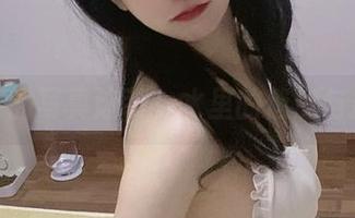 倦倦喵的写真泳装，水里的俏皮与撩人！