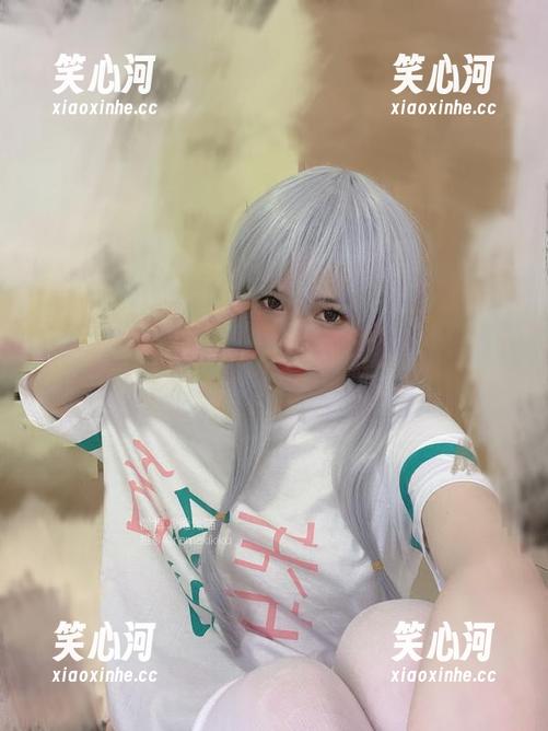 在倦倦喵的巫女姿态中迷失，图片的每一帧都有话说！