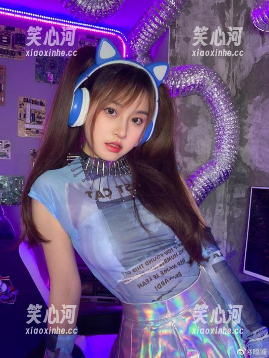 嘎潼 清纯飘荡:嘎潼的私房写真很好玩,真的!
