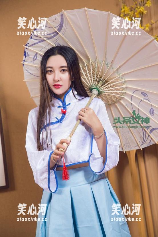 头条女神 - 别眨眼！王竹的灰丝福利图片可能会把你勾走！