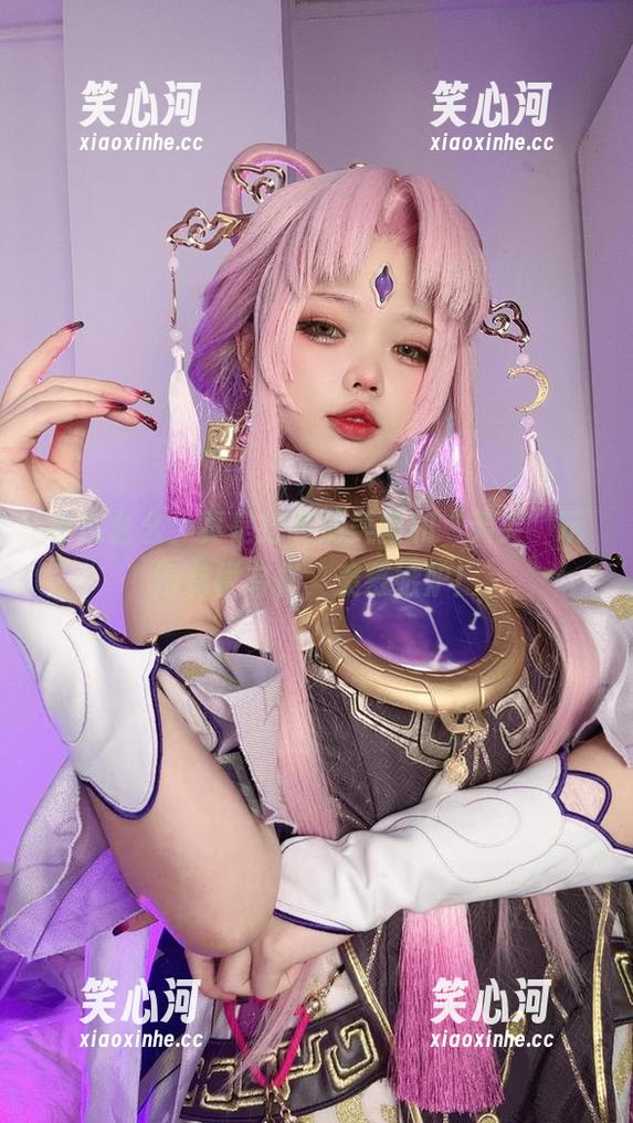 小瑶幺幺，真是把高清美图和“芙芙”玩得有模有样，羡慕嫉妒！