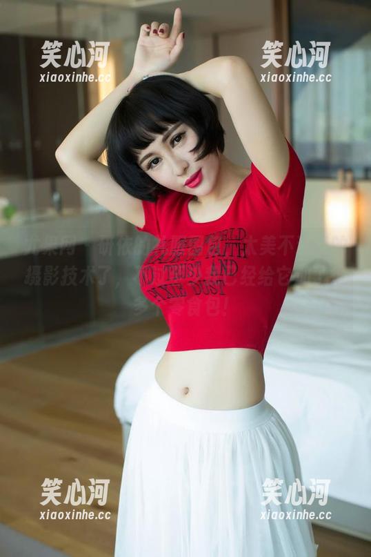 尤果网 - 研依的礼服图包，太美不过我的摄影技术了，不过至少我已经给它加了很多个零食包！