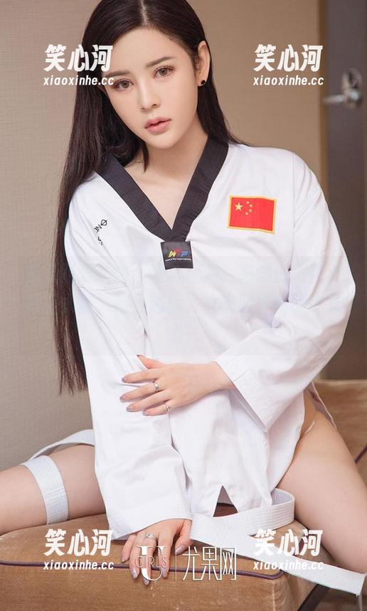 尤果网爱尤物 - 糖心满月，筱慧的写真：画面太甜，糖分超标，快来膜拜我的少女心！