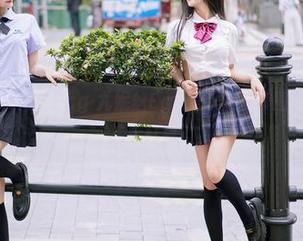 尤蜜荟 - 说真的，Egg-尤妮丝Egg的职业装套图，难道不适合走上红毯？