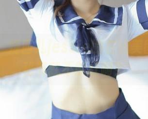 推女神 - 婕西儿jessie的在线美图，谁说秘书就不能红啊？