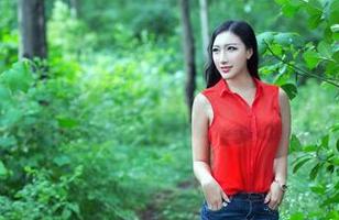推女郎 - 每一次镂空，都是连欣与图库亲密的那一刹那。