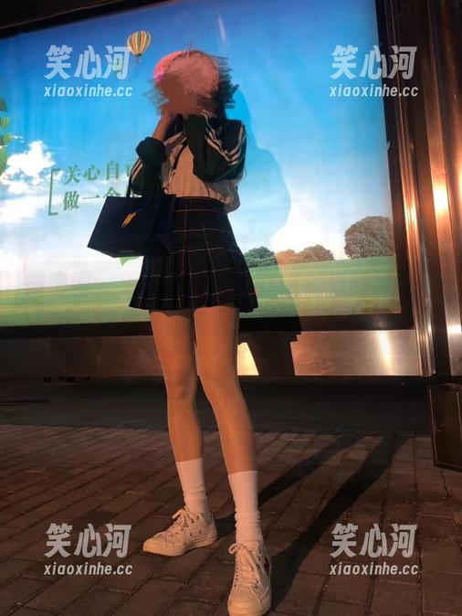 无敌哒小姨妈 微密圈 - 无敌哒小姨妈和JK的崭新组合,嘘,来瞧私拍美图,别让别人发现!