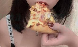 图集里的女孩，真相比画面复杂多了–来自是一只废喵了的作品