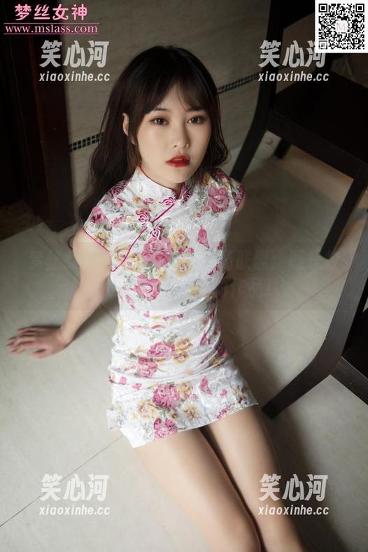 梦丝女神-玥玥 梦丝女神 - 玥玥的奇葩操场联盟:既是校花也是滑稽担当的作品!