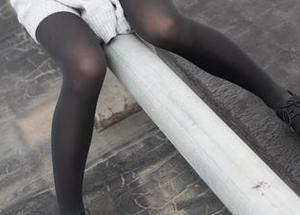 森萝财团女仆的白丝合集，下载后再说我没提醒你哦。