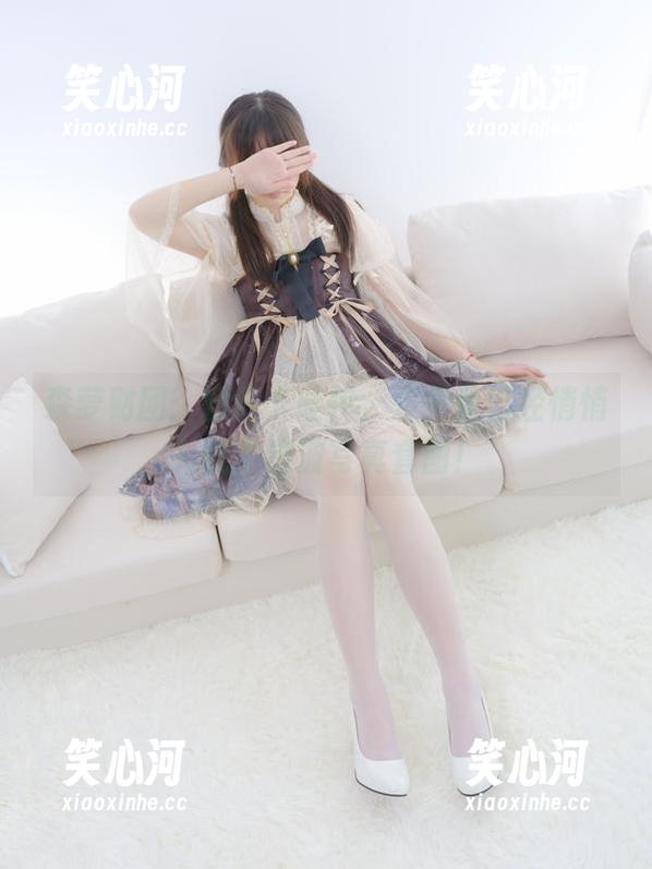 森萝财团：粉红卡哇伊，发觉我已经悄悄入坑了这波写真套图！