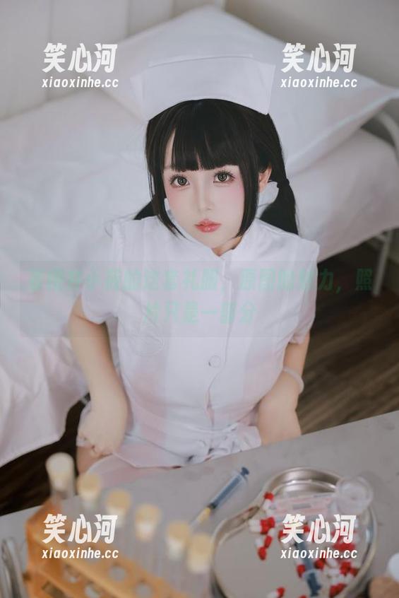 樱井小莜 看樱井小莜的这套礼服,原图的魅力,照片只是一部分