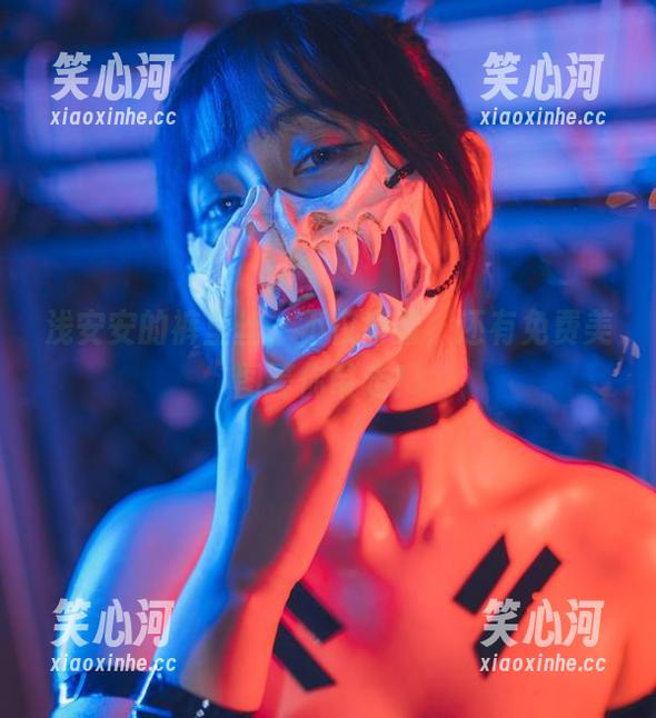 浅安安的裤里丝，不仅好看，还有免费美图等你带走！