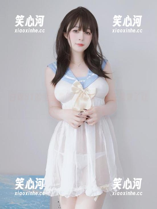 白银81的全套亲肤碎花裙，实在是穿了让人想躺到不想动。