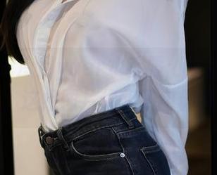秀人网 - 冷月yuer水手服：定制属性不明显，这组图片像极了电影海报！