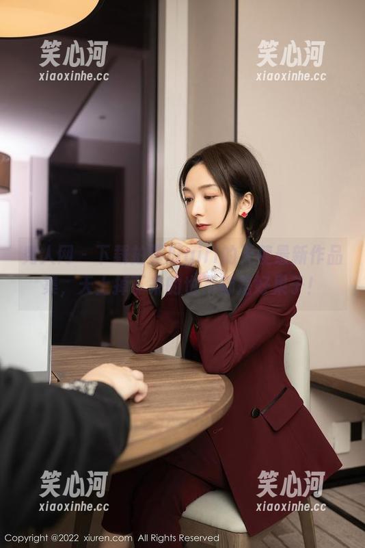秀人网 - 下载拍黄瓜girl的天使最新作品集，天上掉下来的也不都是好果子！