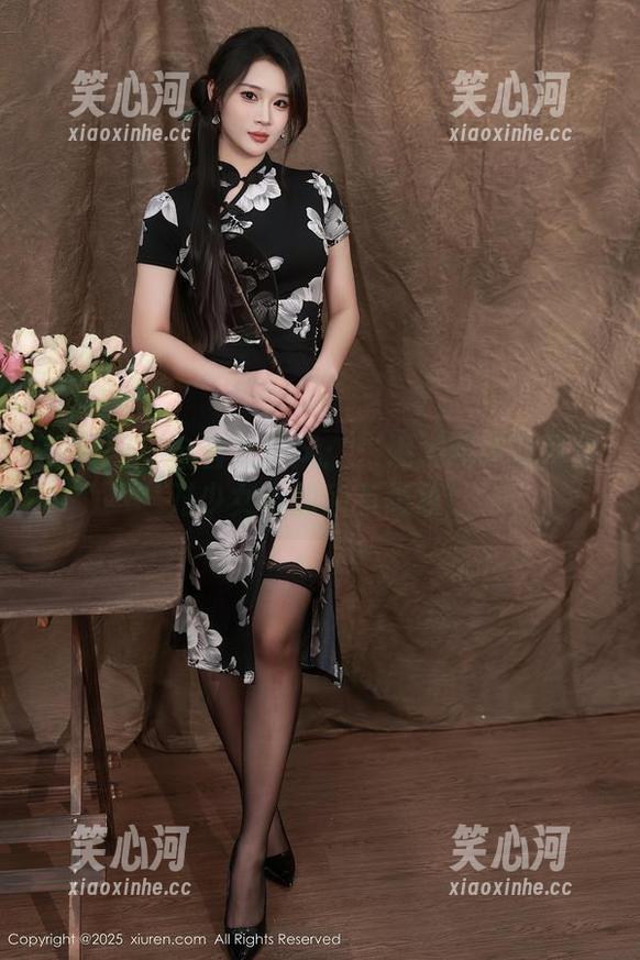 秀人网 - 全套女仆风：米妮大萌萌颠覆你对少女心的所有想象！
