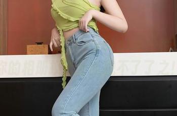 秀人网 - 下载荡漾Crystal婚纱特辑，让你的相册换个新面貌不了了之！