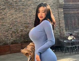 微密圈 - 来了，童小芯比基尼写真集！分享她的夏日清凉，哦，那身材…
