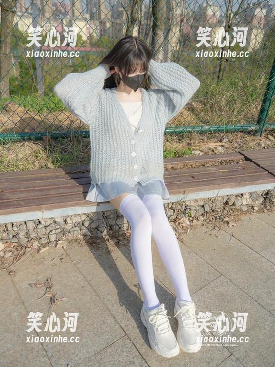 紧急企划 - 小恩校服写真，最新分享，承载了多少年少的自如
