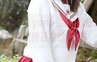 美媛馆 - 王馨瑶yanni的红裙炫得很，想不到原图还能这么撩！