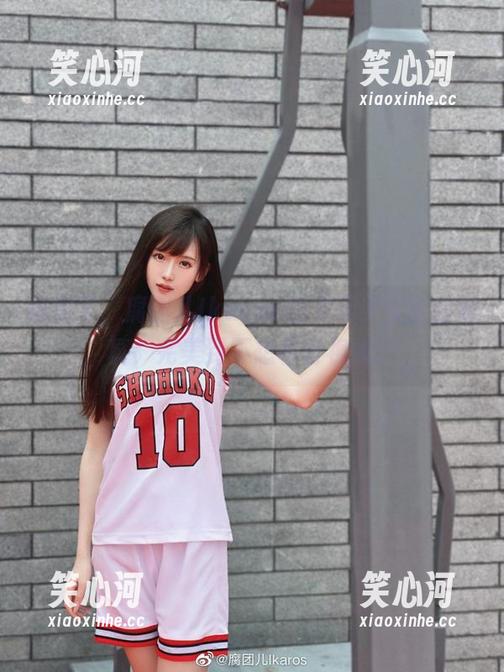 腐团儿Ikaros 确定了,腐团儿Ikaros的次元少女全套写真,完美到不想移开视线。