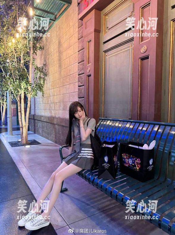 腐团儿Ikaros 腐团儿Ikaros在线:蕾丝装扮让人想问,你有藏啥秘籍吗?
