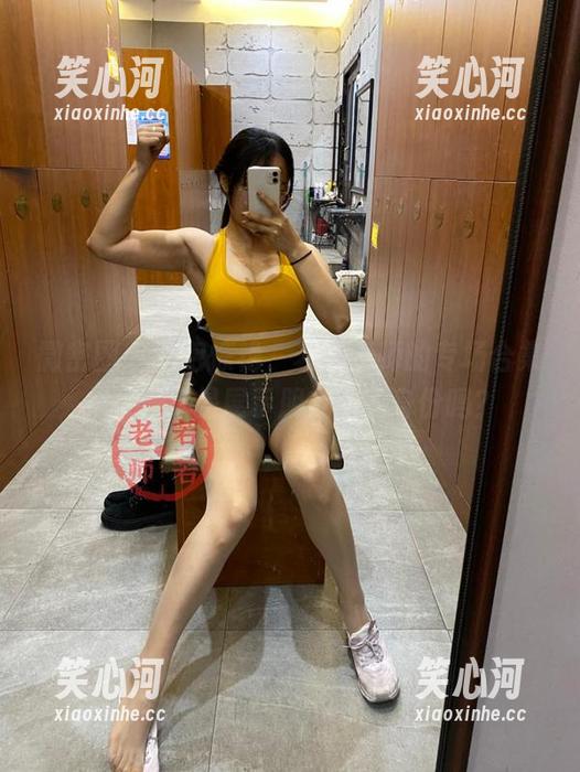 若若老师 微密圈 - 图包惊艳,若若老师的专场合集,难道只是展示朋友圈的身份吗?