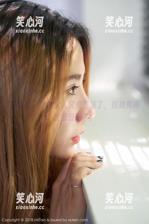 蜜桃社 - 铃木大人又来更新了，短裤秀得我都想跑了！