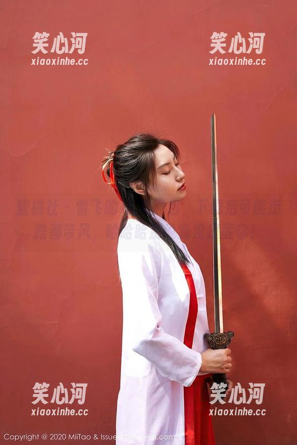 蜜桃社 - 雪飞的JK美图包，下载后可能走路都带风，哈哈哈别说我没提醒你！