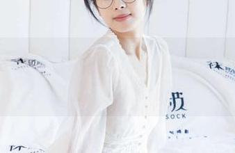 袜啵啵 - 色彩缤纷的浴缸，甜甜圈售卖美图分享大优惠！