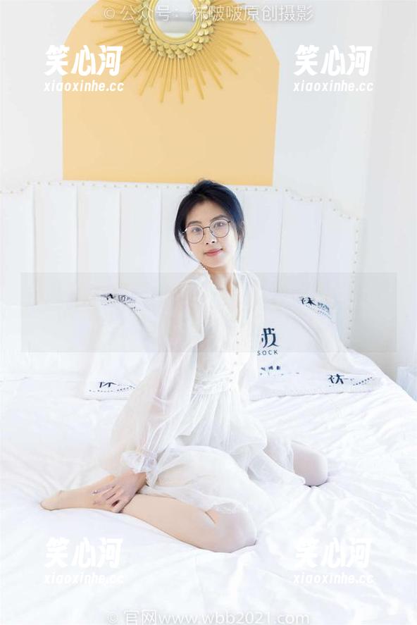 袜啵啵 - 色彩缤纷的浴缸，甜甜圈售卖美图分享大优惠！