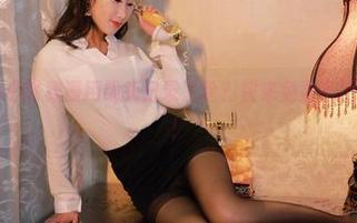 轰趴猫 - 小小陈雅漫用镜头记录了啥？快来免费享用女孩图集吧！
